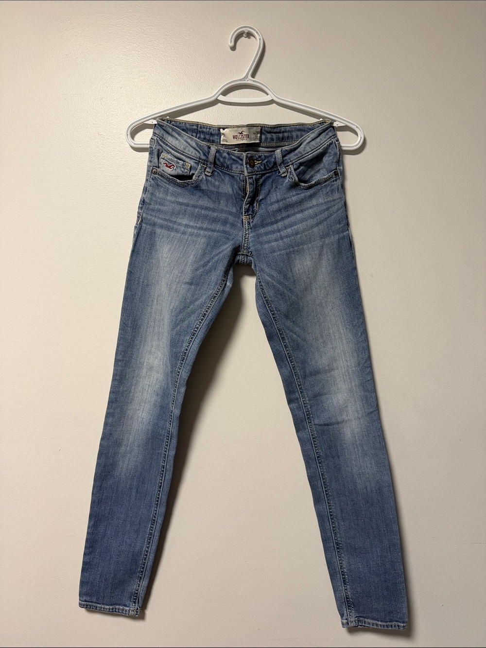 Hollister Women's Light Blue Skinny Jeans